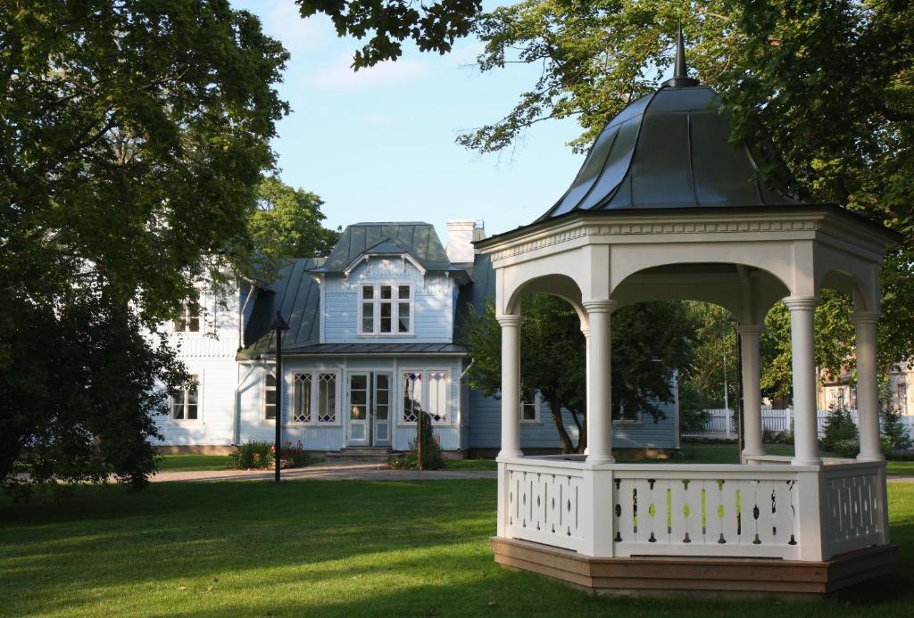 Lahe Guesthouse Haapsalu Exteriér fotografie